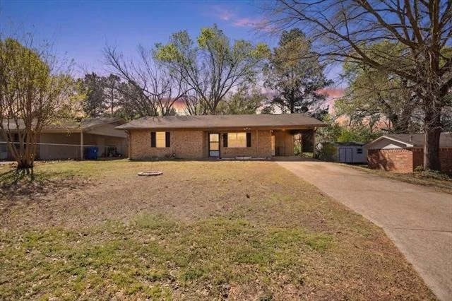 Unit for sale at 14596 Tucker, Lindale, TX 75771