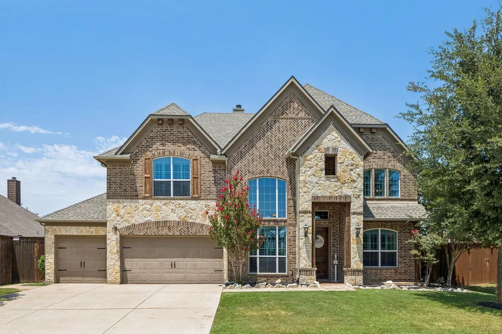 Unit for sale at 2261 Hideaway Pointe Drive, Little Elm, TX 75068