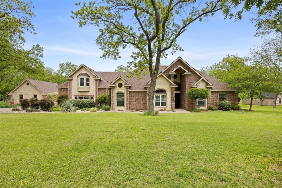 Unit for sale at 7404 Fox Fire Court, Granbury, TX 76049
