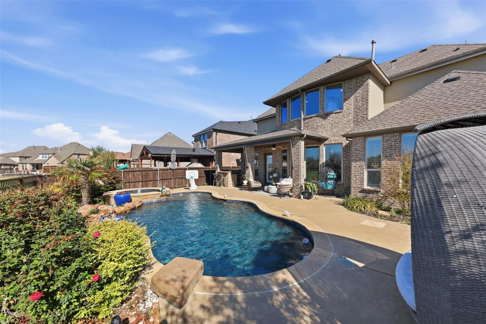 Unit for sale at 2143 Alcove Drive, Frisco, TX 75034