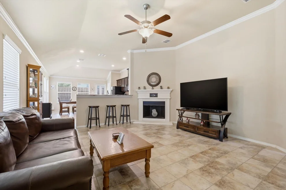 Unit for sale at 5104 Texana Drive, Frisco, TX 75036