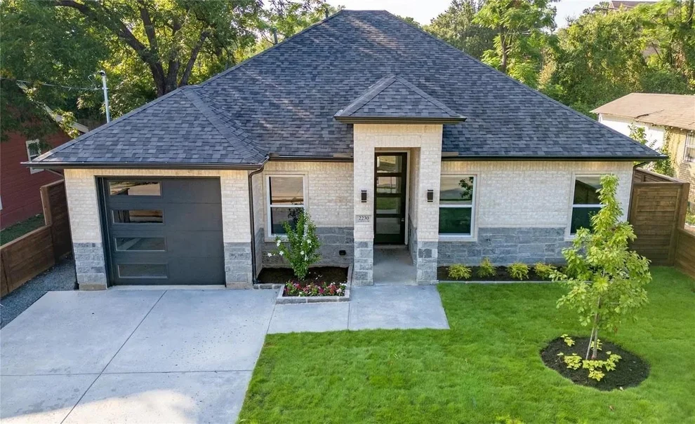 Unit for sale at 2230 Garden Drive, Dallas, TX 75215