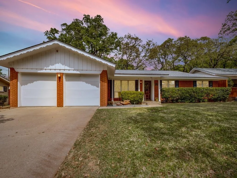Unit for sale at 712 Joanna Drive, Hurst, TX 76053