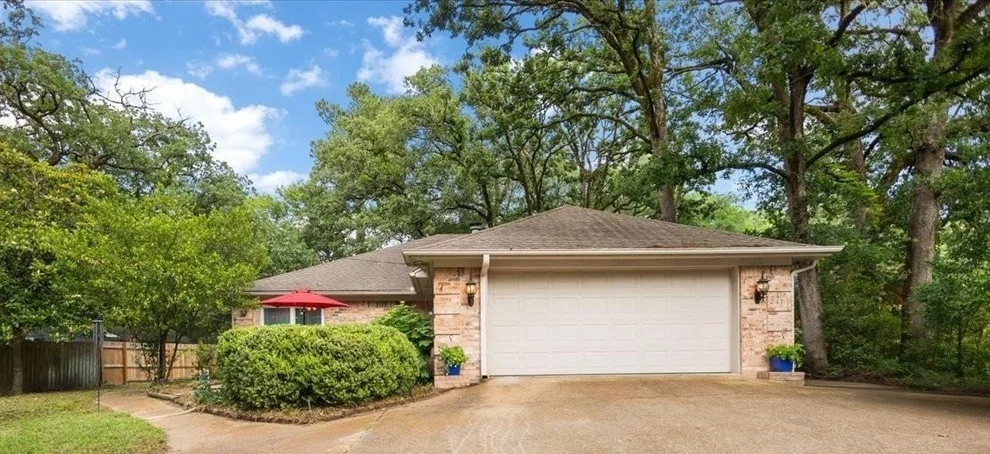 Unit for sale at 241 Hideaway Lane Central, Hideaway, TX 75771
