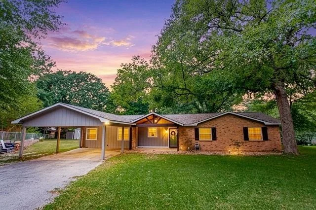 Unit for sale at 105 Grass Knoll Drive, Hideaway, TX 75771