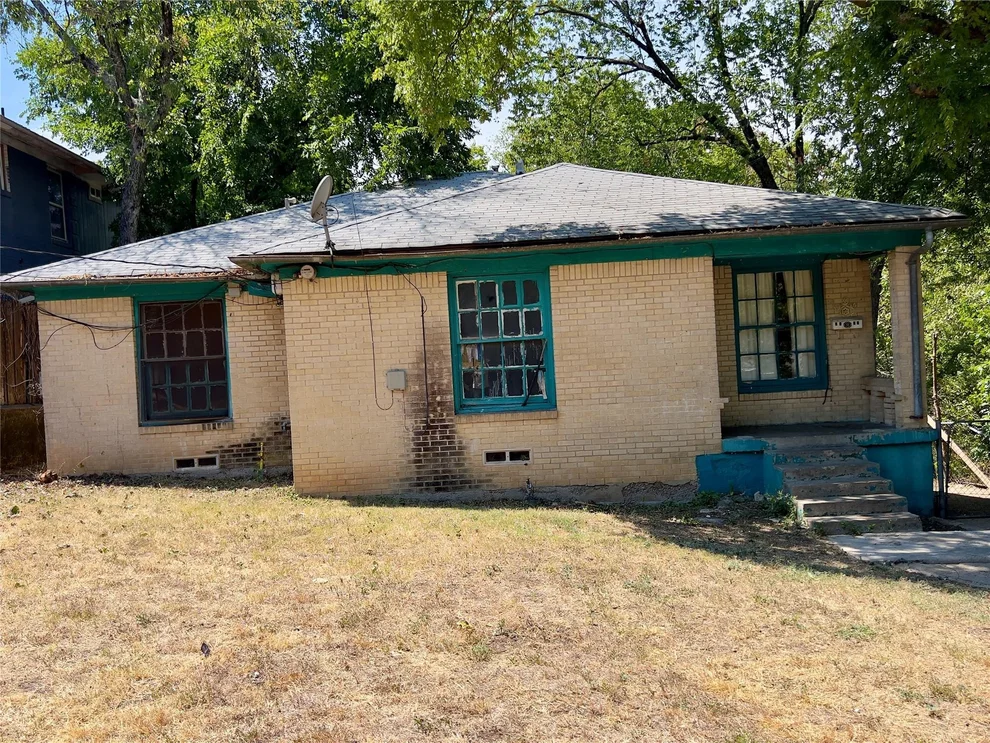 Unit for sale at 1323 S Denley Drive, Dallas, TX 75216