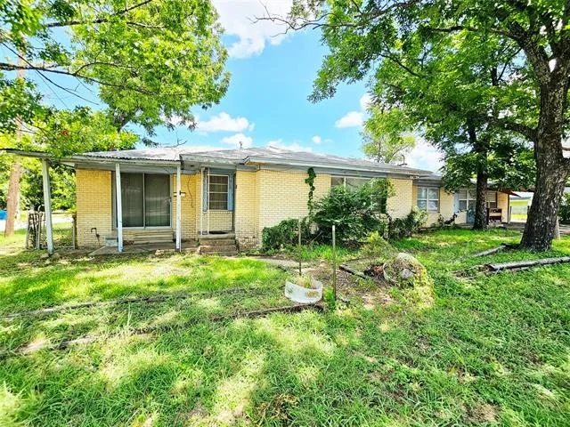 Unit for sale at 310 W Milam Street, Mexia, TX 76667