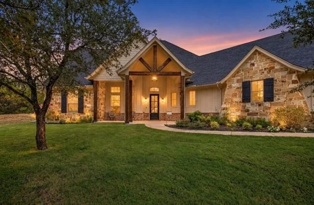 Unit for sale at 605 Embers Lane, Weatherford, TX 76085
