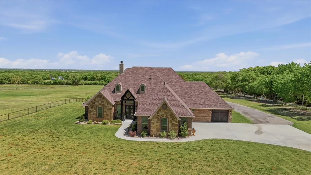 Unit for sale at 10106 Prather Road, Springtown, TX 76082