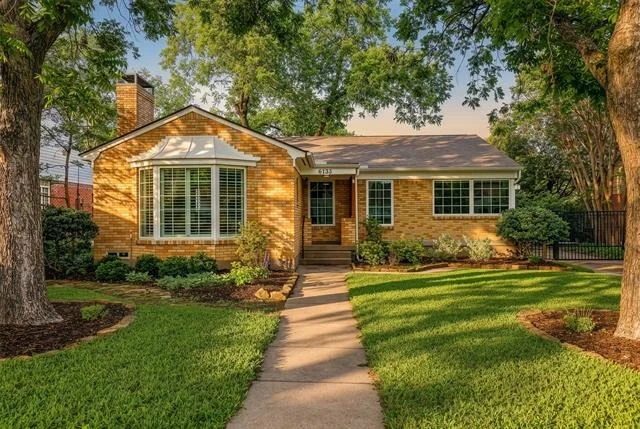 Unit for sale at 6133 Kenwood Avenue, Dallas, TX 75214