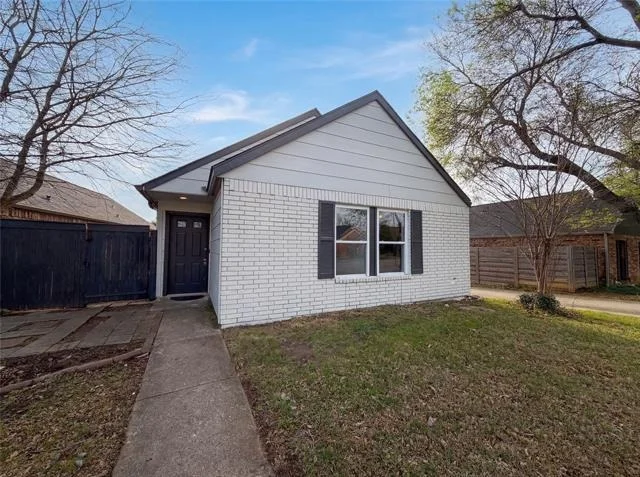 Unit for sale at 308 Teakwood Lane, Lewisville, TX 75067