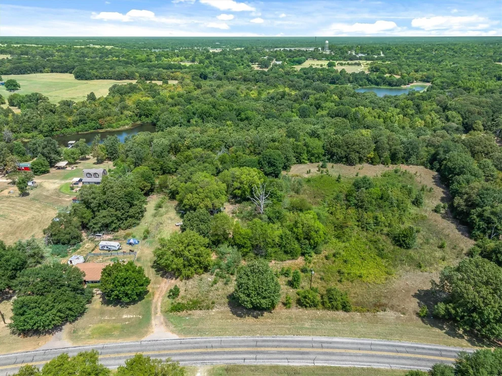 Unit for sale at 8086 FM 17, Grand Saline, TX 75140