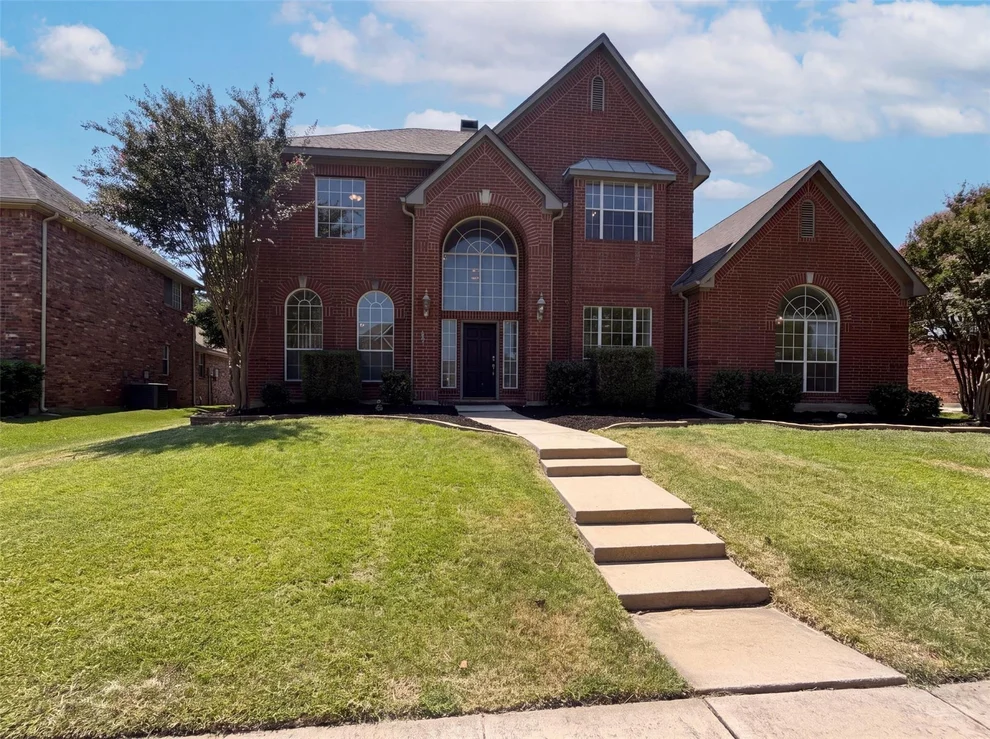 Unit for sale at 7645 Hove Court, Plano, TX 75025