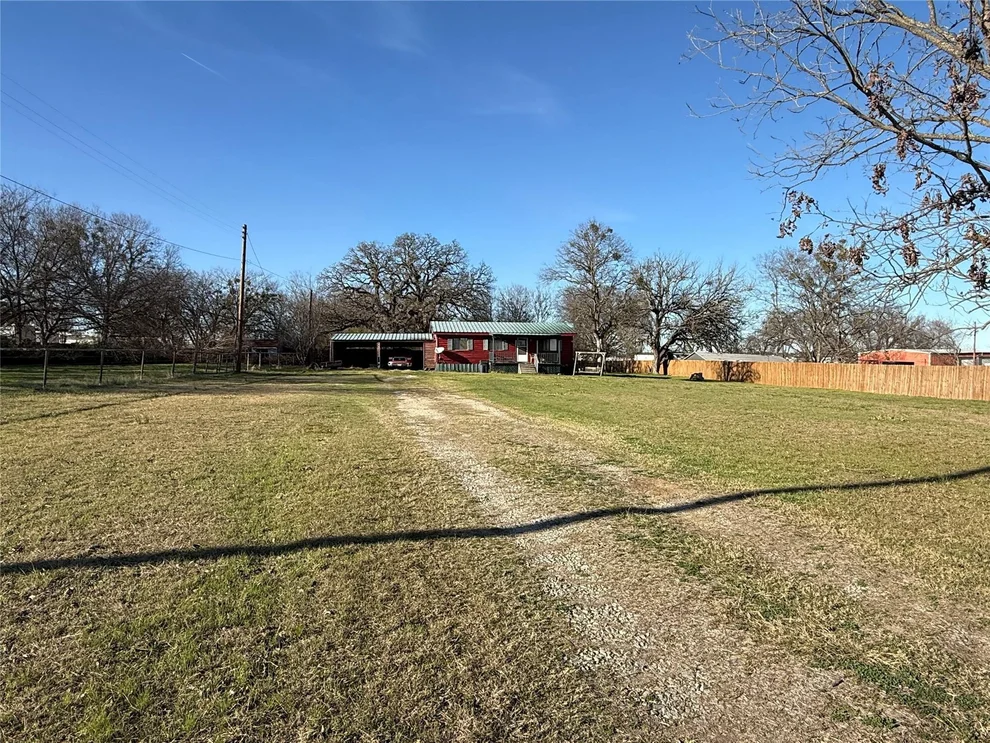 Unit for sale at 4400 W Park Row Boulevard, Corsicana, TX 75110