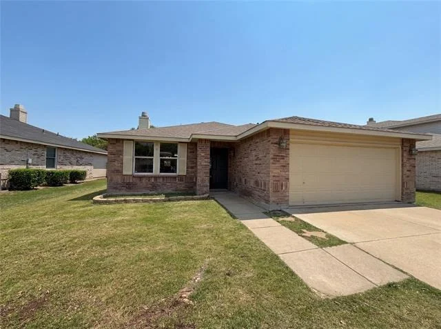 Unit for sale at 5145 Cliff Oaks Drive, Fort Worth, TX 76179