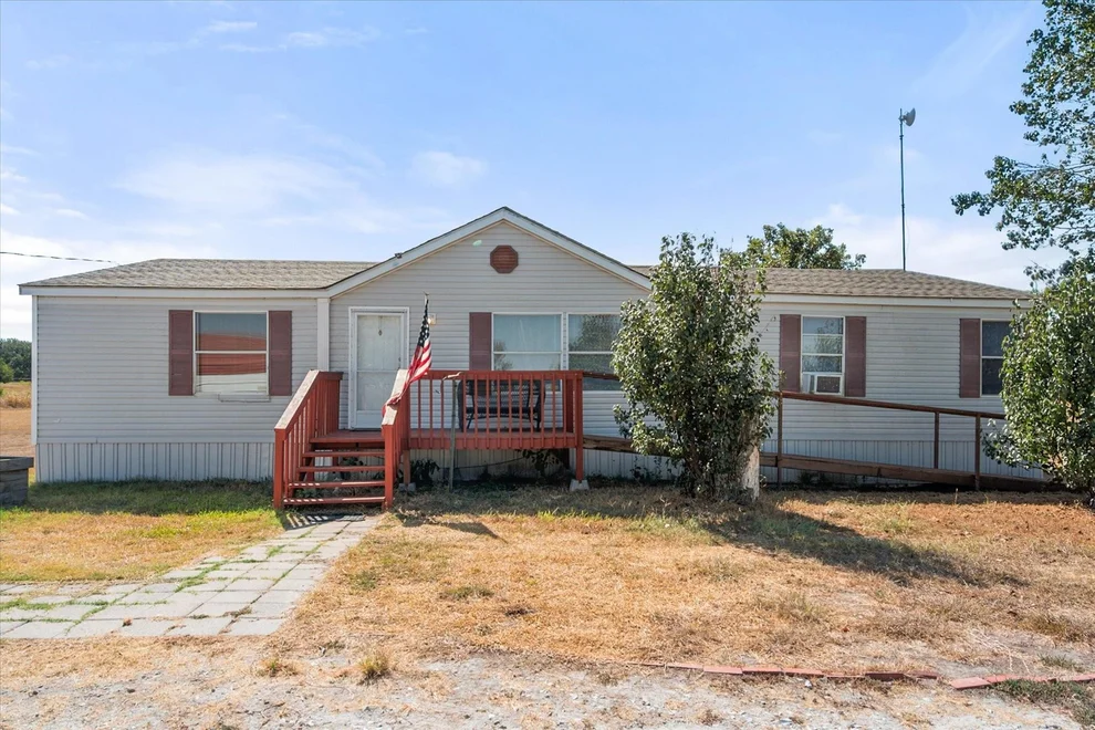 Unit for sale at 14181 Fm 639, Barry, TX 75102