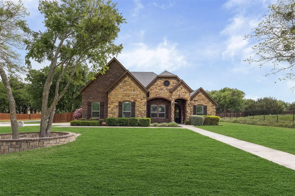Unit for sale at 7839 Blanchard Way, Fort Worth, TX 76126