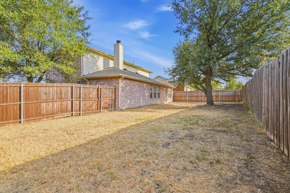 Unit for sale at 1002 Chatham Lane, Forney, TX 75126