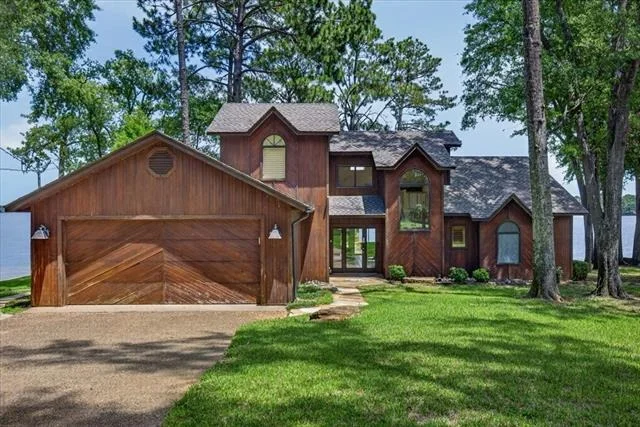 Unit for sale at 524 Turner Drive, Trinidad, TX 75163