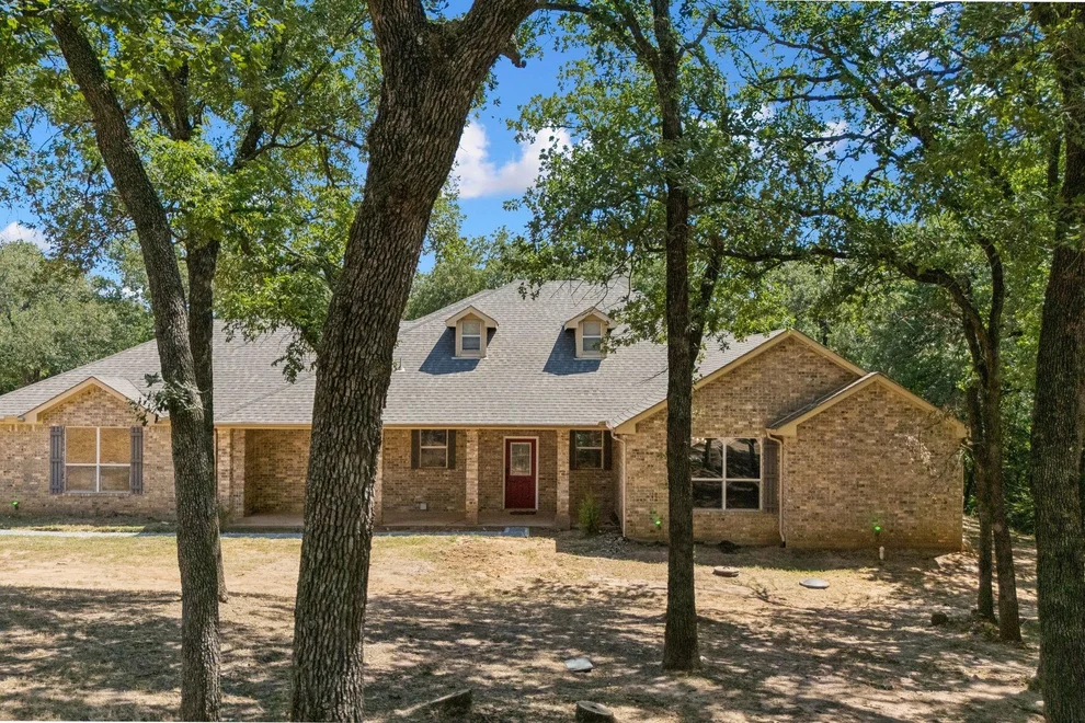 Unit for sale at 3884 County Road 401, Alvarado, TX 76009