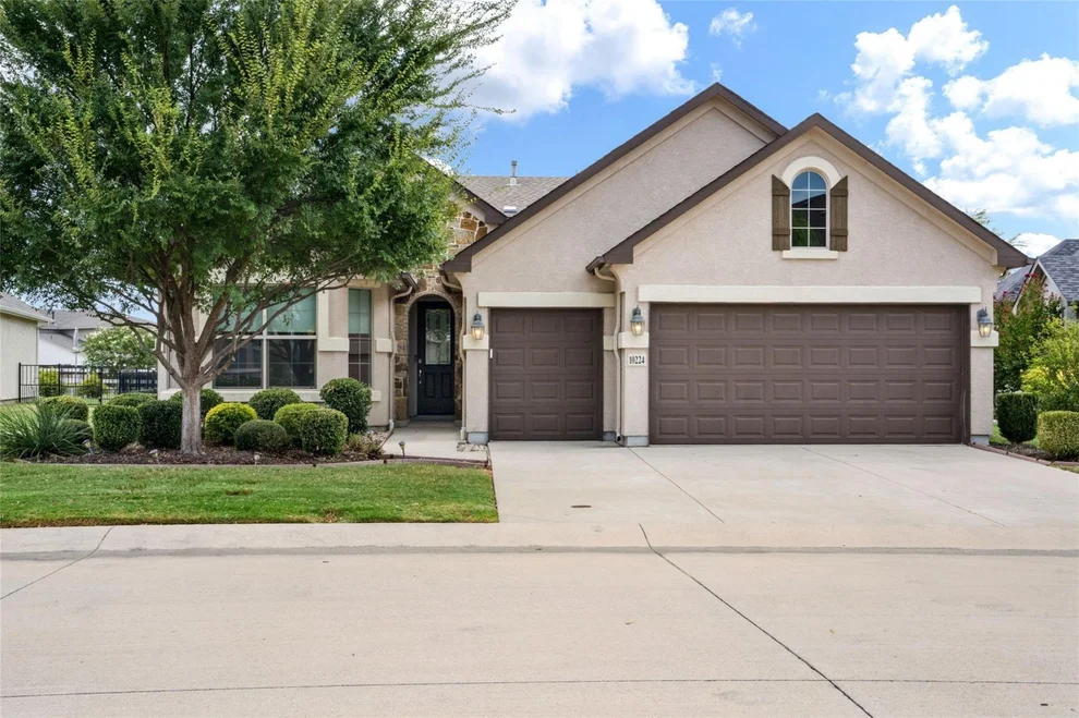 Unit for sale at 10224 Lindenwood Trail, Denton, TX 76207