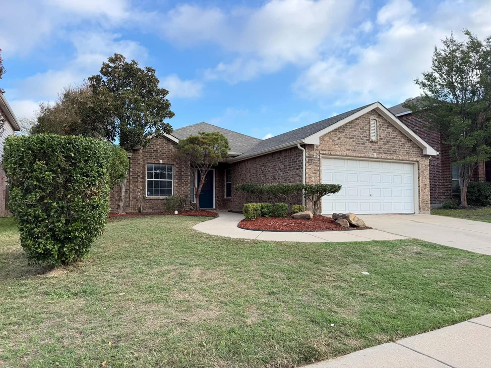 Unit for sale at 4413 Chris Drive, Fort Worth, TX 76244