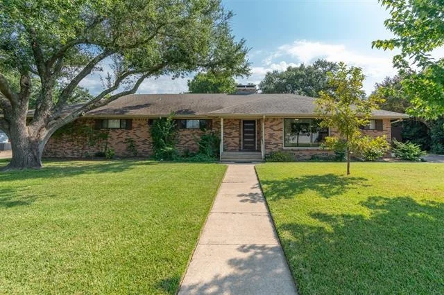 Unit for sale at 2305 Webb Avenue, Greenville, TX 75402