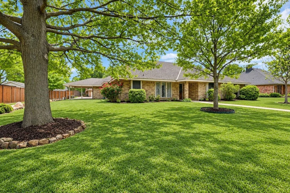Unit for sale at 4120 Merriman Drive, Plano, TX 75074