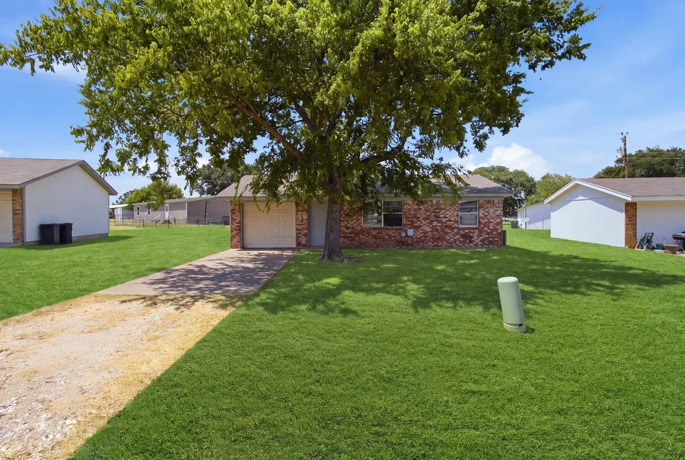 Unit for sale at 1517 Coral Cut Off, Pelican Bay, TX 76020