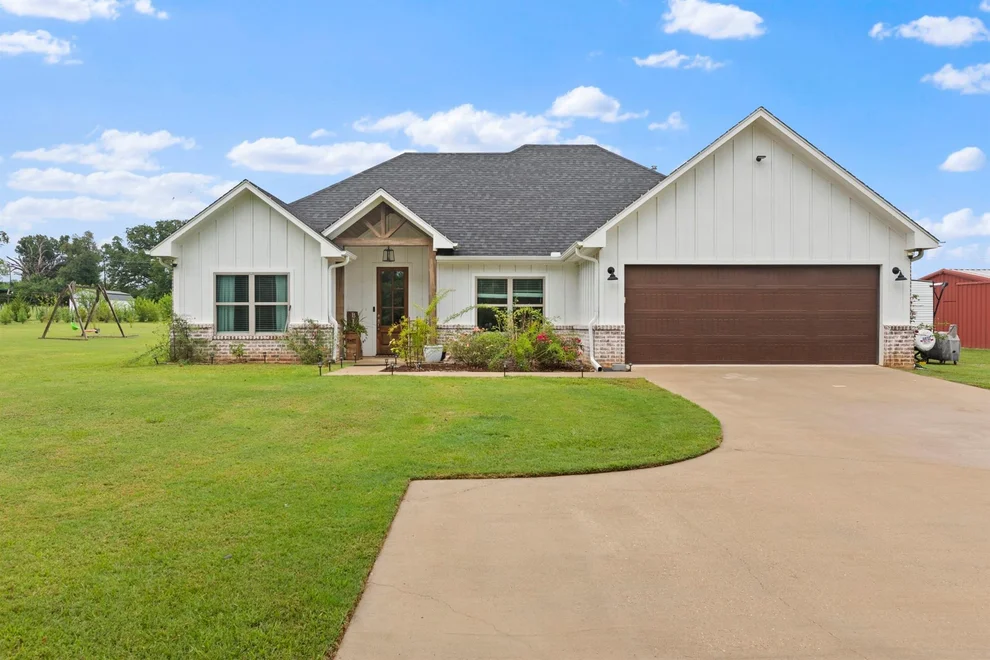 Unit for sale at 22477 County Road 2166, Troup, TX 75789