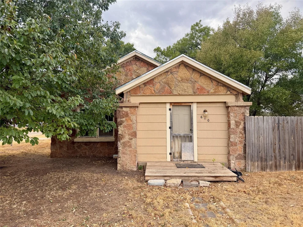 Unit for sale at 610 8th Street, Hawley, TX 79525