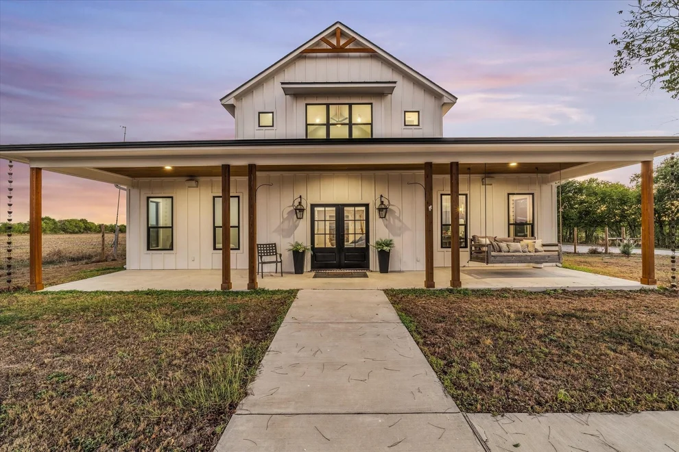 Unit for sale at 23010 Rosebud Road, Burlington, TX 76519
