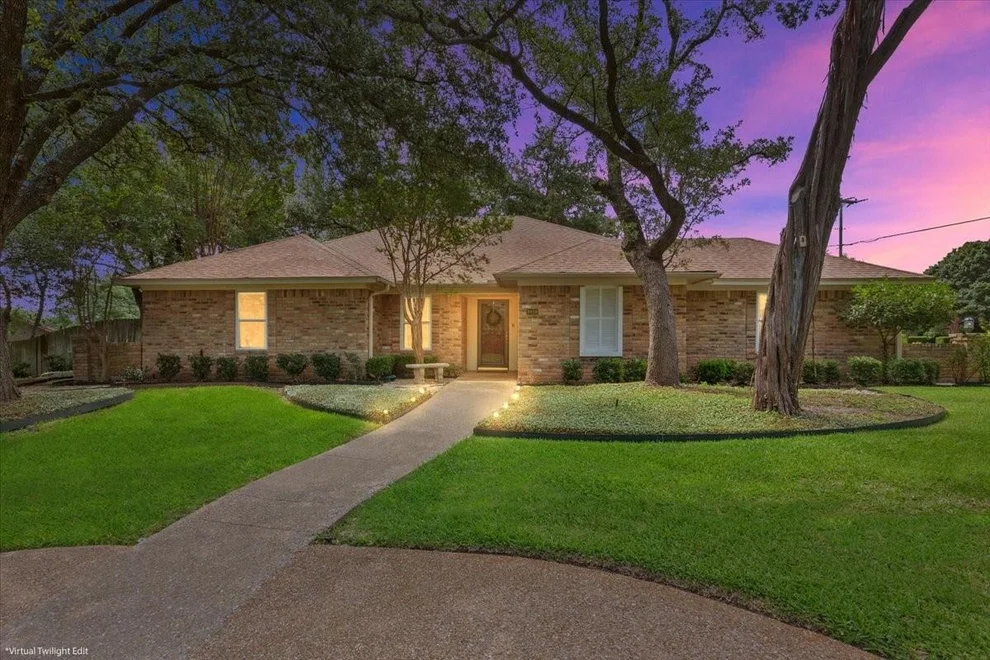 Unit for sale at 9920 Sandalwood Drive, Woodway, TX 76712