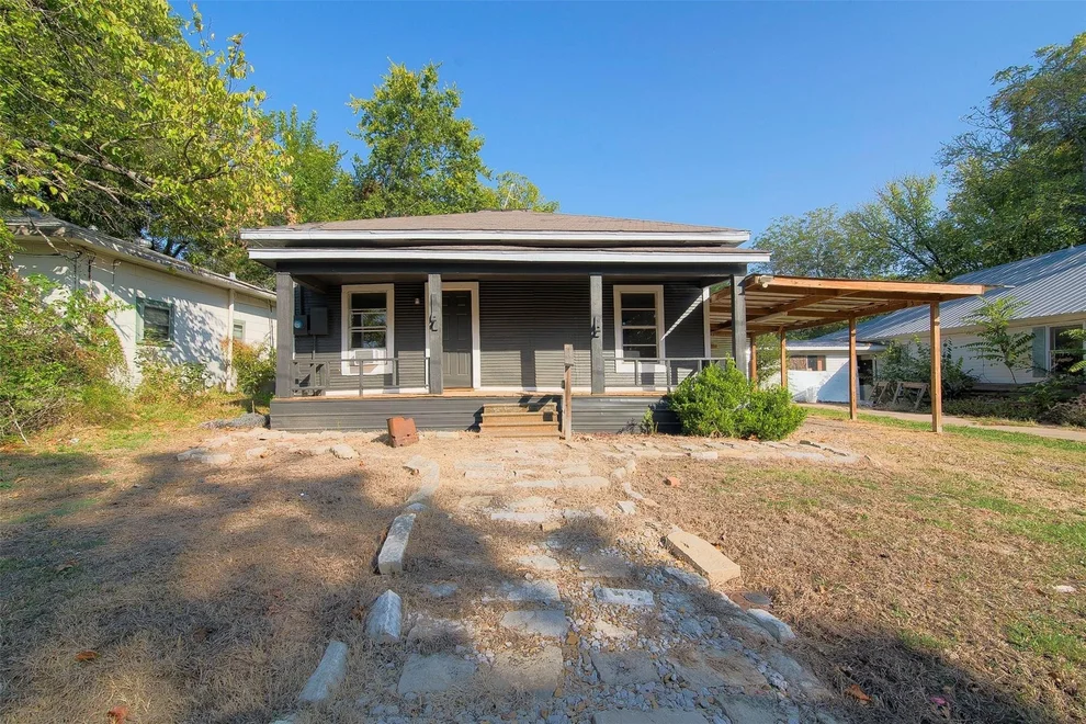 Unit for sale at 413 MANSON Street, Wolfe City, TX 75496