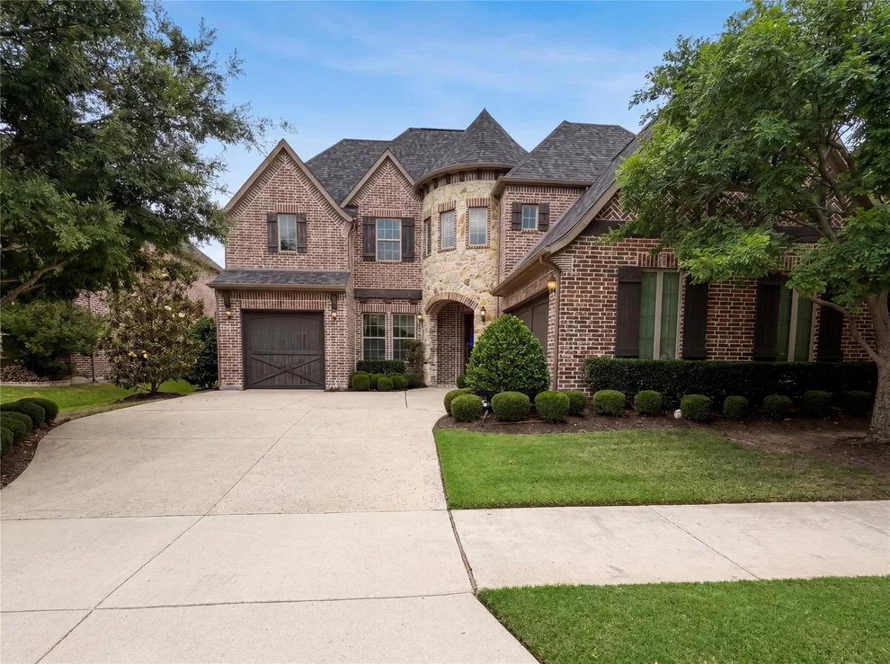 Unit for sale at 6452 Crystal Creek Drive, Frisco, TX 75034