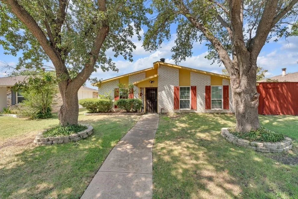 Unit for sale at 5013 Shannon Drive, The Colony, TX 75056