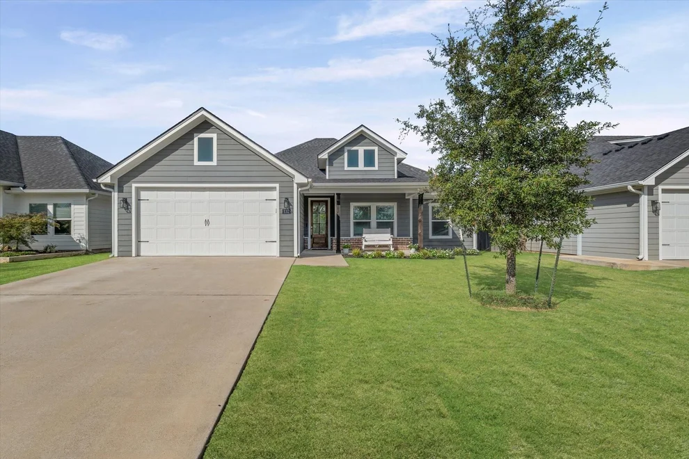 Unit for sale at 132 Swan Lake, Waco, TX 76708