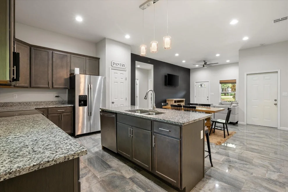 Unit for sale at 219 County Road 1260, Fairfield, TX 75840