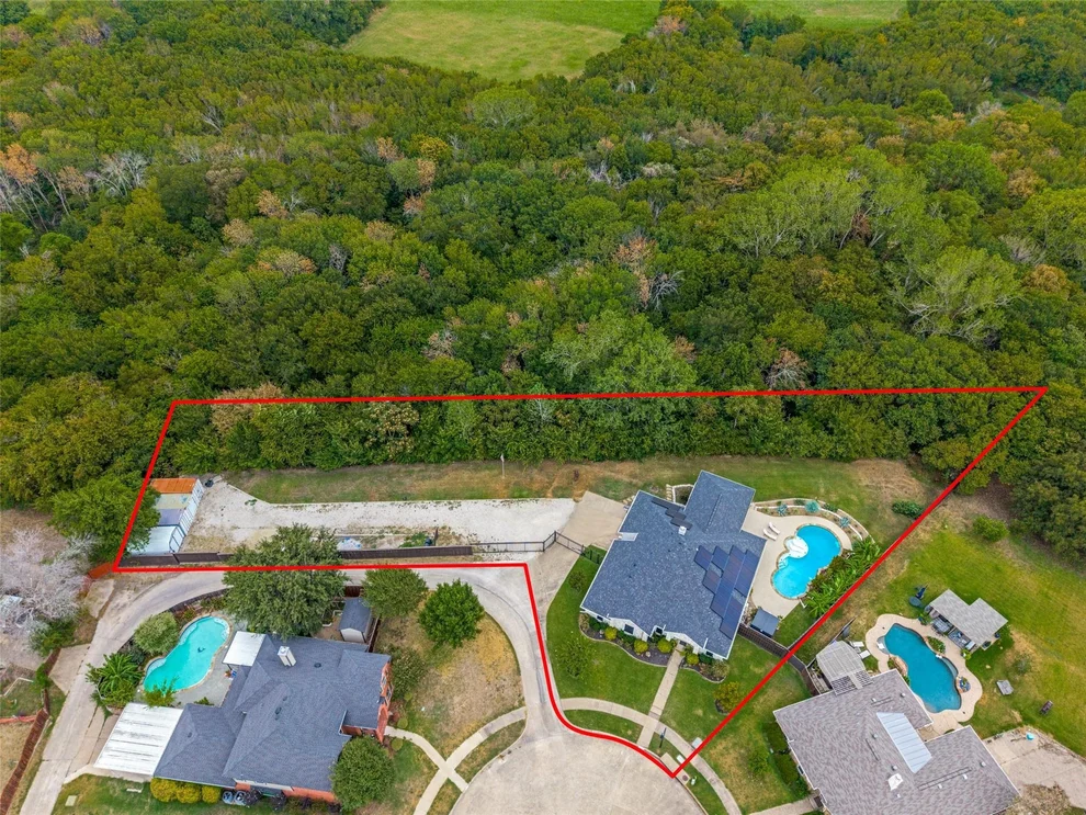 Unit for sale at 2202 Country Hollow Lane, Garland, TX 75040