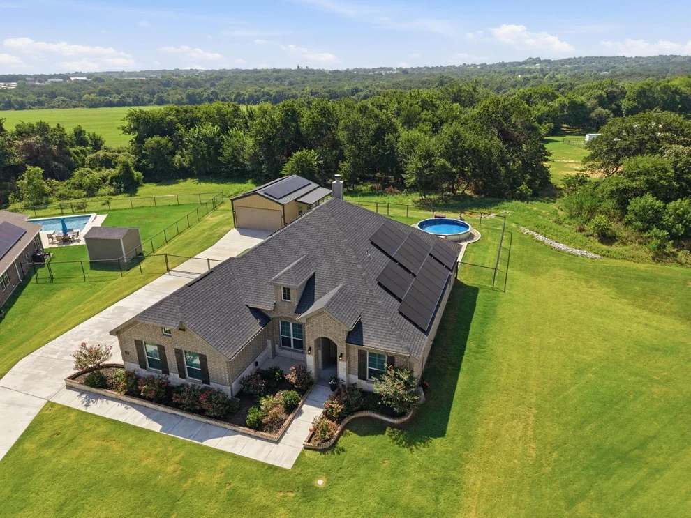 Unit for sale at 1036 Northern Oaks Court, Springtown, TX 76082