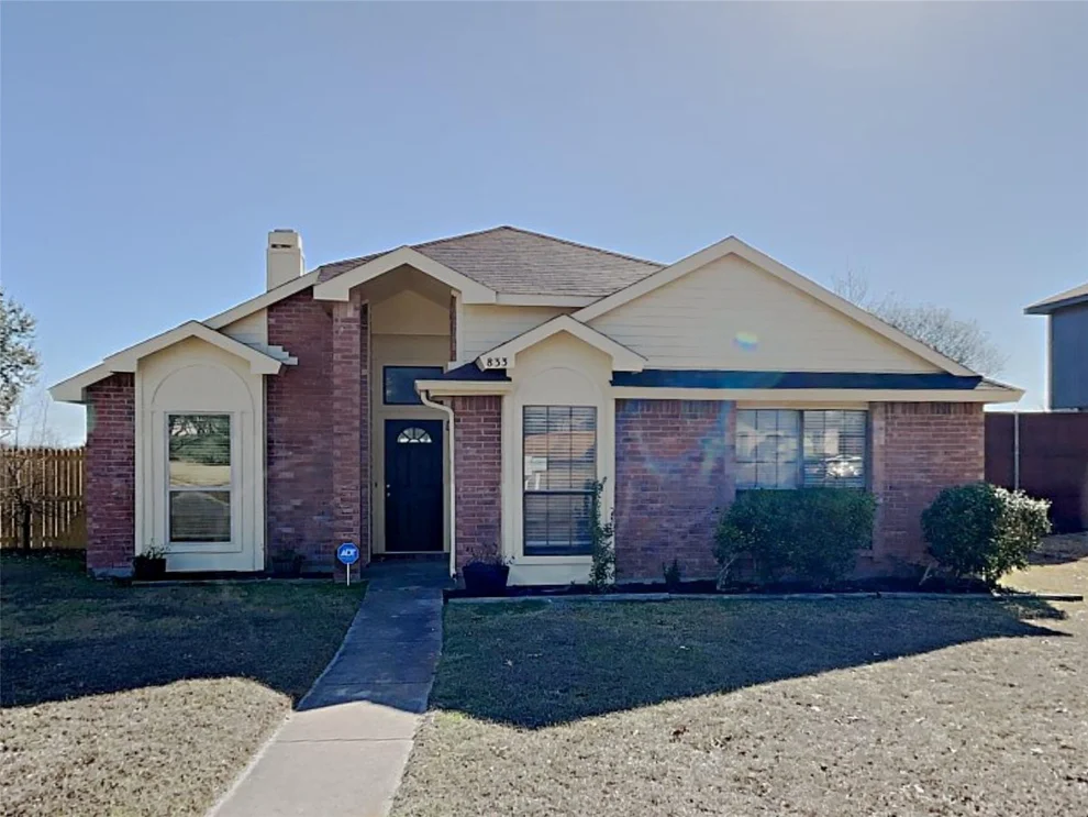 Unit for sale at 833 Weaver Street, Cedar Hill, TX 75104