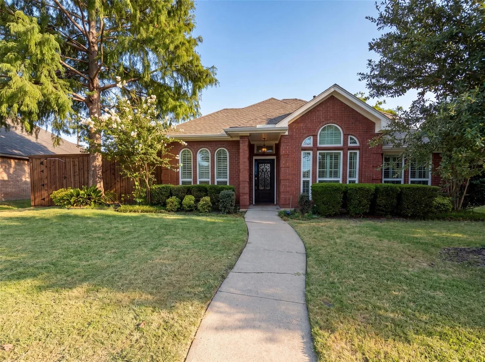 Unit for sale at 1416 Willow Wood Drive, Carrollton, TX 75010