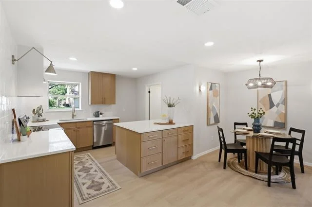 Unit for sale at 8 Green View Circle, Richardson, TX 75081
