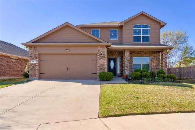 Unit for sale at 8204 Windsor Forest Drive, Fort Worth, TX 76120