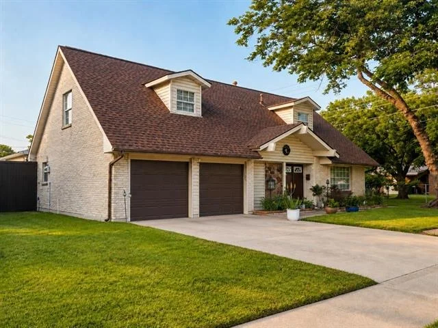 Unit for sale at 4001 Glenhaven Drive, Garland, TX 75042