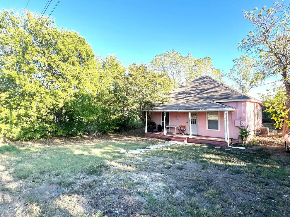 Unit for sale at 301 Dogwood Avenue, Princeton, TX 75407