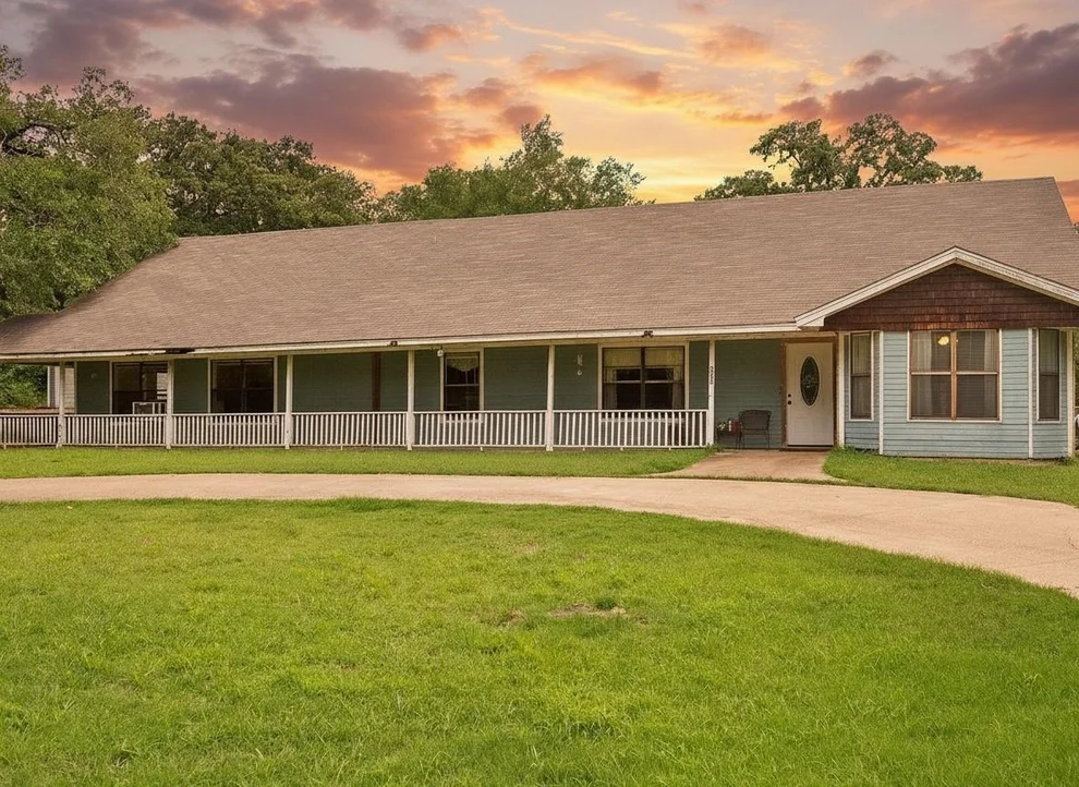 Unit for sale at 250 County Road 0017, Corsicana, TX 75110