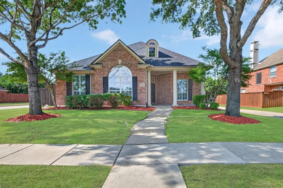 Unit for sale at 950 Gold Camp Road, Frisco, TX 75033
