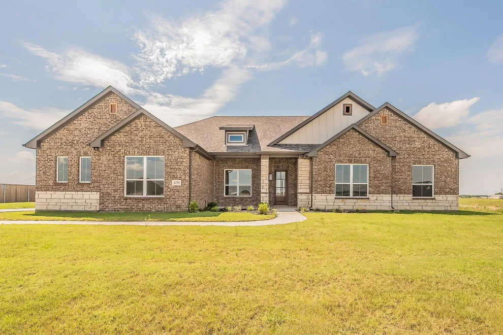 Unit for sale at 430 Harvest Time Lane, Venus, TX 76084