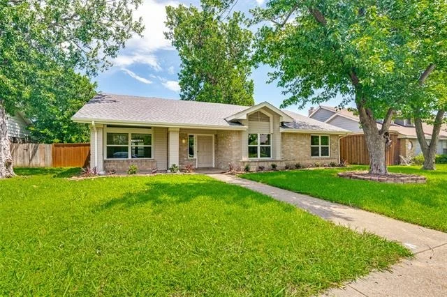 Unit for sale at 113 Country View Lane, Garland, TX 75043